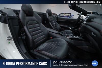 2016 Ferrari California T   - Photo 33 - Riviera Beach, FL 33407