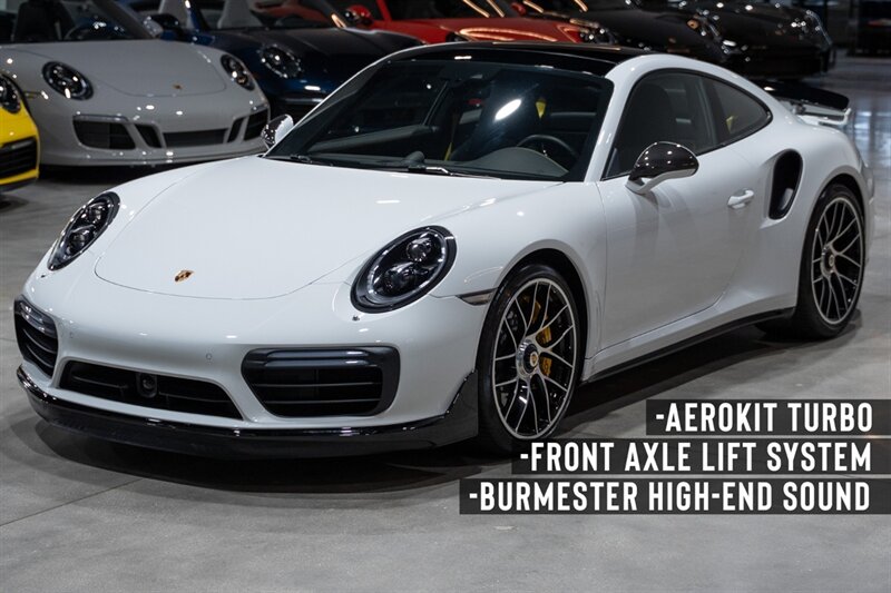 2018 Porsche 911 Turbo S  