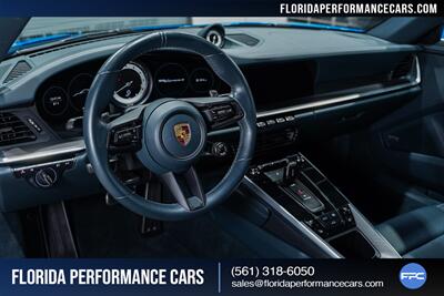 2022 Porsche 911 Carrera 4   - Photo 19 - Riviera Beach, FL 33407