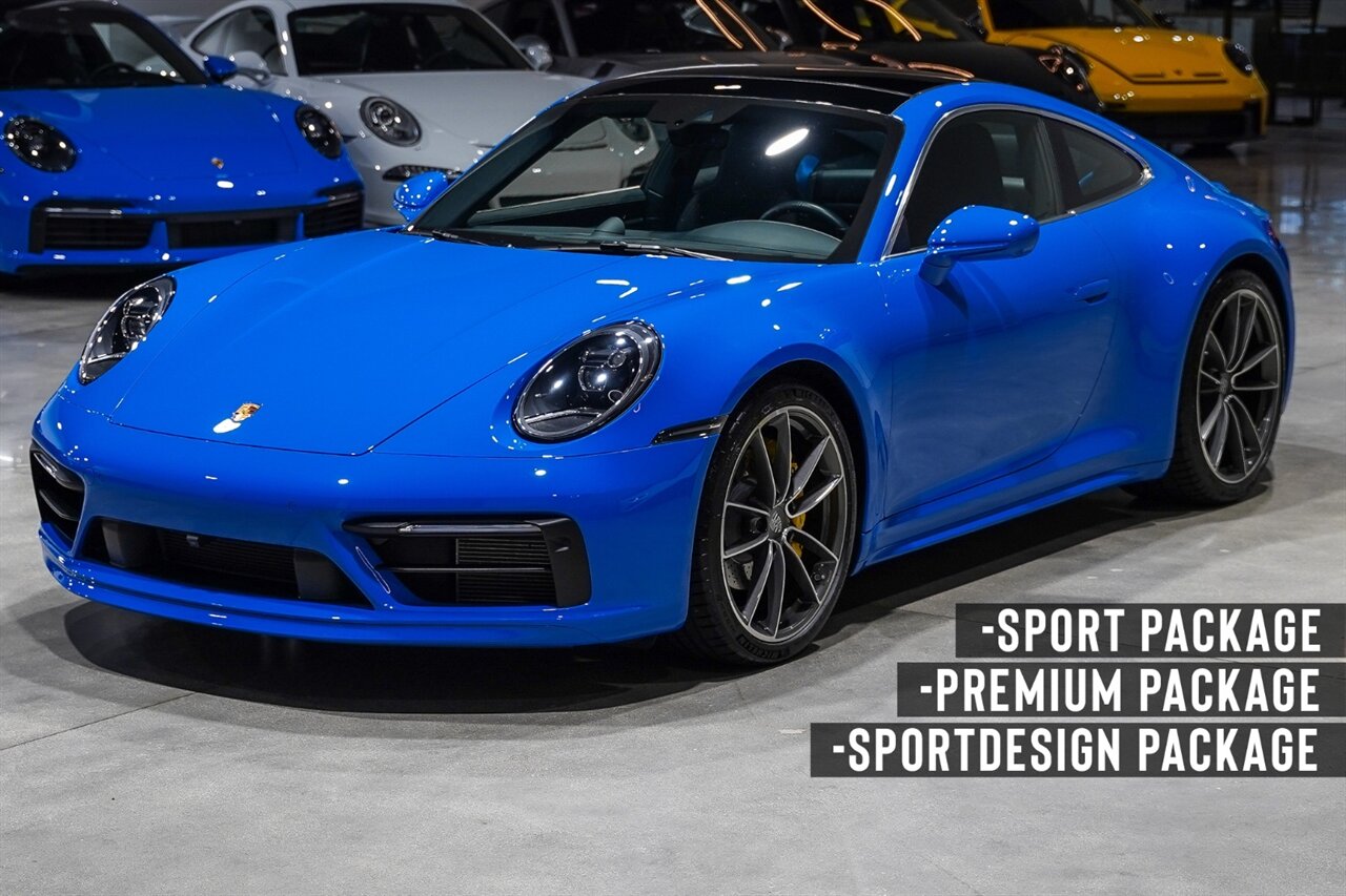 2022 Porsche 911 Carrera 4   - Photo 1 - Riviera Beach, FL 33407