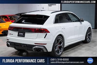 2025 Audi RS Q8 performance 4.0T quattro   - Photo 6 - Riviera Beach, FL 33407