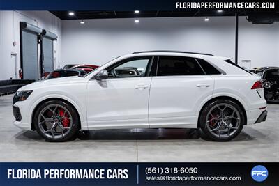 2025 Audi RS Q8 performance 4.0T quattro   - Photo 3 - Riviera Beach, FL 33407