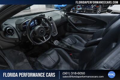 2020 McLaren 570S Spider   - Photo 19 - Riviera Beach, FL 33407