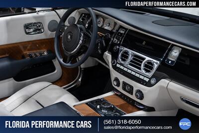 2016 Rolls-Royce Dawn   - Photo 57 - Riviera Beach, FL 33407