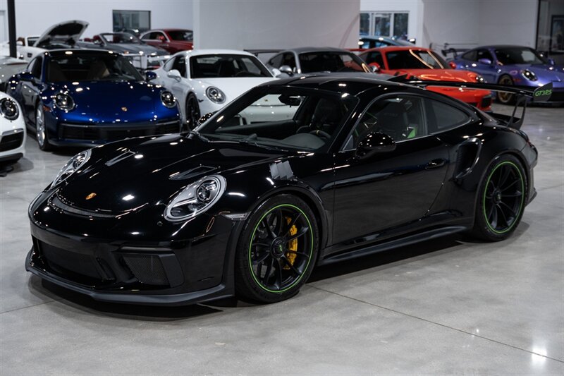 2019 Porsche 911 GT3 RS  