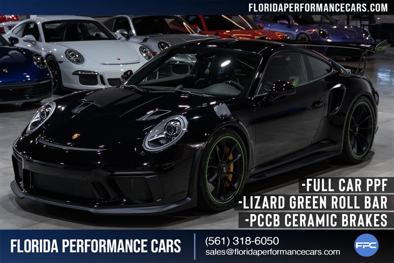 2019 Porsche 911 GT3 RS  