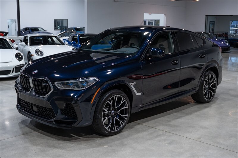 2023 BMW X6 M  