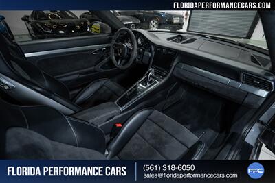 2018 Porsche 911 GT3   - Photo 29 - Riviera Beach, FL 33407
