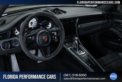 2018 Porsche 911 GT3   - Photo 46 - Riviera Beach, FL 33407