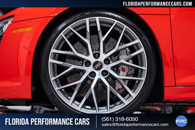 2017 Audi R8 5.2 quattro V10 Plus   - Photo 12 - Riviera Beach, FL 33407