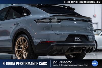 2022 Porsche Cayenne Turbo GT - Photo 17 - Riviera Beach, FL 33407