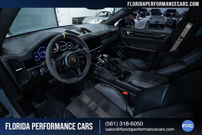 2022 Porsche Cayenne Turbo GT - Photo 18 - Riviera Beach, FL 33407