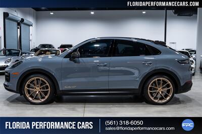 2022 Porsche Cayenne Turbo GT - Photo 3 - Riviera Beach, FL 33407