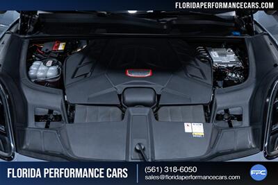 2022 Porsche Cayenne Turbo GT - Photo 45 - Riviera Beach, FL 33407