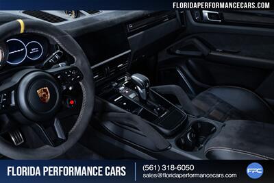 2022 Porsche Cayenne Turbo GT - Photo 53 - Riviera Beach, FL 33407