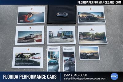 2022 Porsche Cayenne Turbo GT - Photo 21 - Riviera Beach, FL 33407