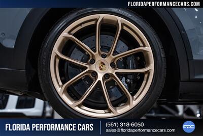 2022 Porsche Cayenne Turbo GT - Photo 49 - Riviera Beach, FL 33407
