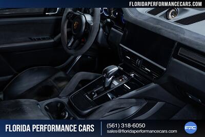2022 Porsche Cayenne Turbo GT - Photo 63 - Riviera Beach, FL 33407