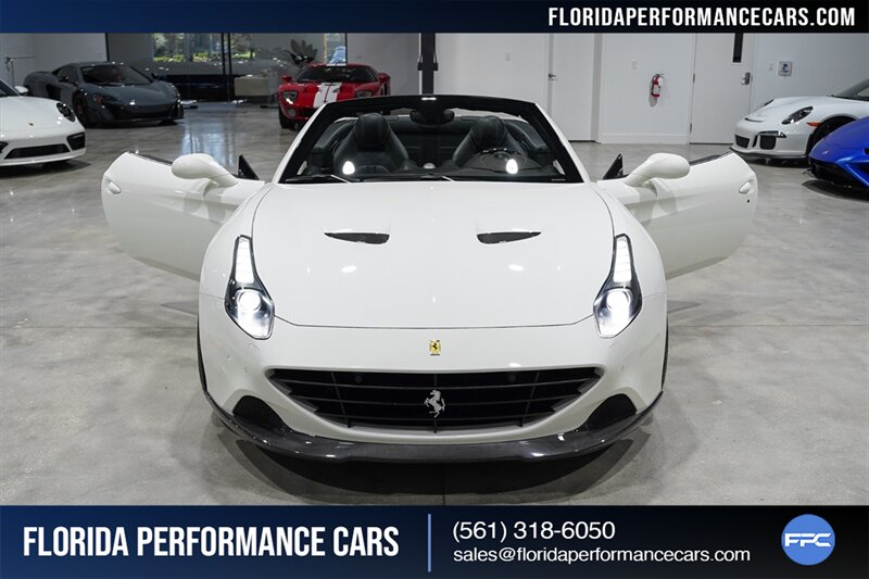 2015 Ferrari California T   - Photo 35 - Riviera Beach, FL 33407