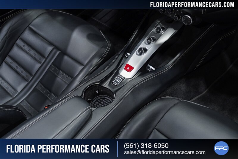 2015 Ferrari California T   - Photo 54 - Riviera Beach, FL 33407