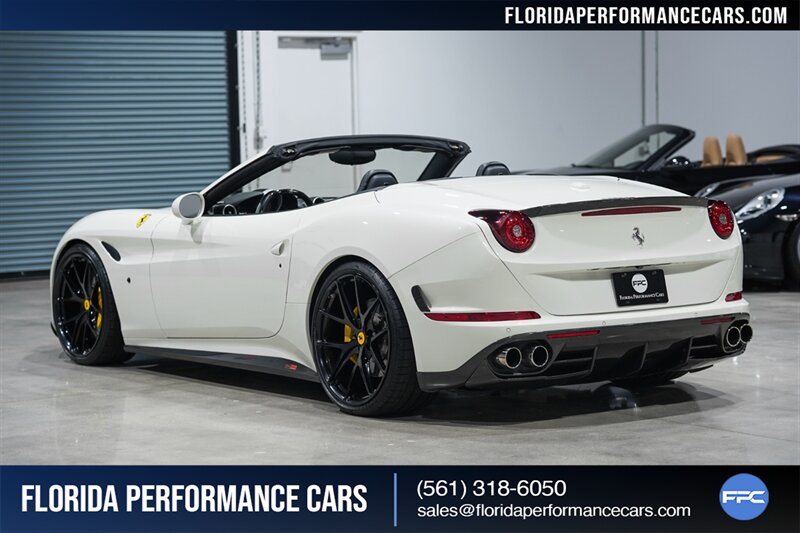 2015 Ferrari California T   - Photo 71 - Riviera Beach, FL 33407