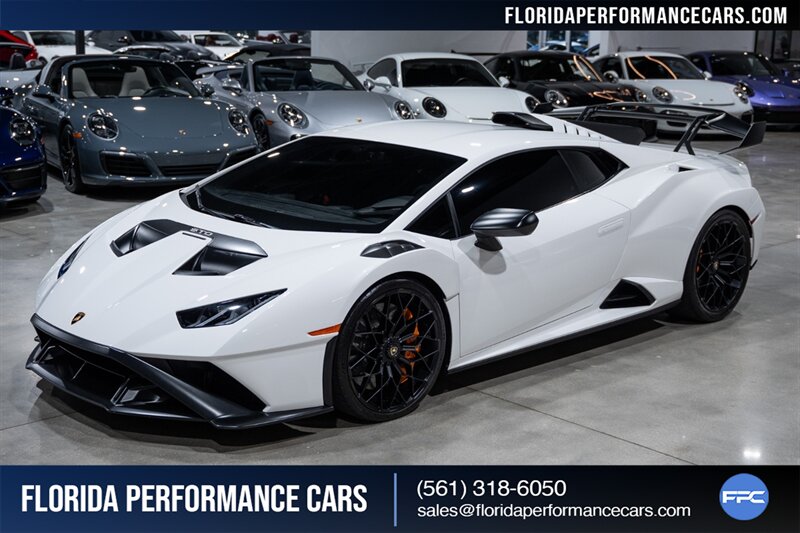 2022 Lamborghini Huracan STO  