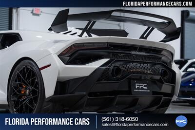2022 Lamborghini Huracan STO - Photo 14 - Riviera Beach, FL 33407