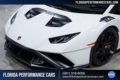 2022 Lamborghini Huracan STO - Photo 11 - Riviera Beach, FL 33407