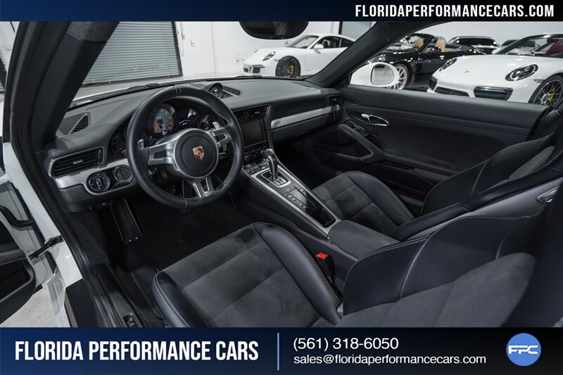 2015 Porsche 911 GT3   - Photo 23 - Riviera Beach, FL 33407