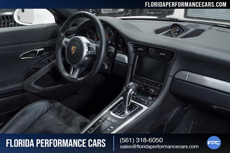 2015 Porsche 911 GT3   - Photo 53 - Riviera Beach, FL 33407