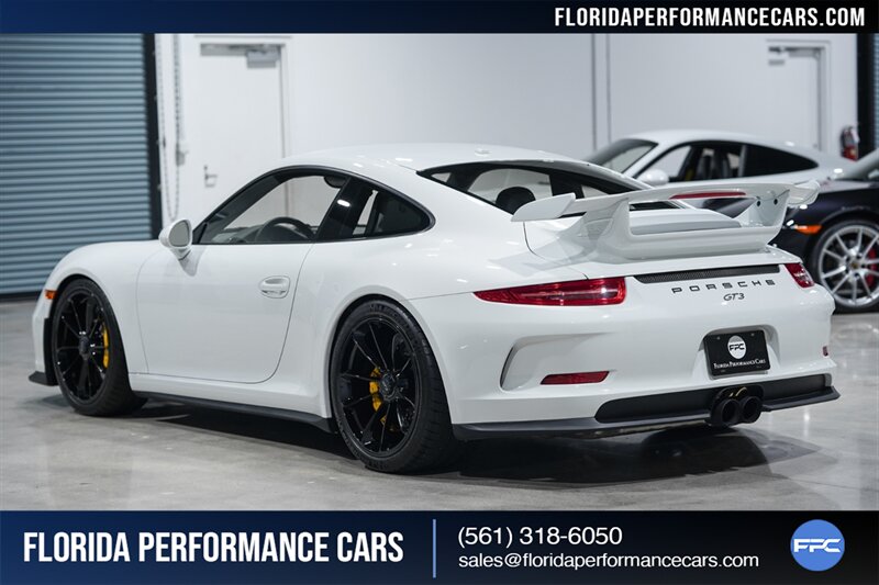 2015 Porsche 911 GT3   - Photo 65 - Riviera Beach, FL 33407