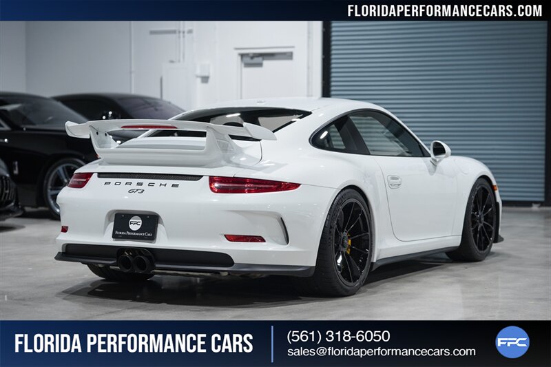 2015 Porsche 911 GT3   - Photo 16 - Riviera Beach, FL 33407