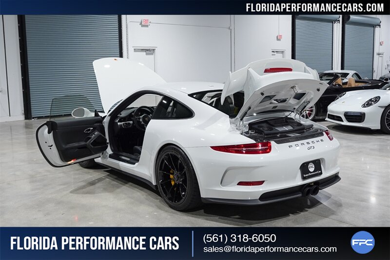 2015 Porsche 911 GT3   - Photo 35 - Riviera Beach, FL 33407