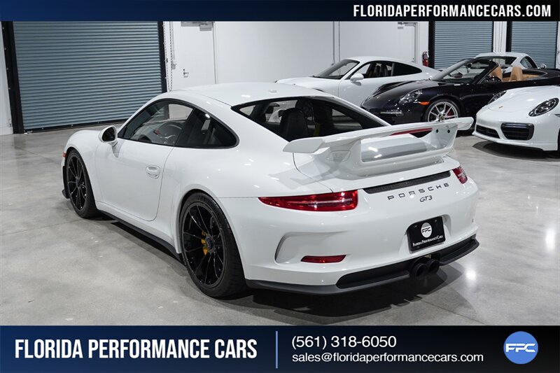 2015 Porsche 911 GT3   - Photo 4 - Riviera Beach, FL 33407