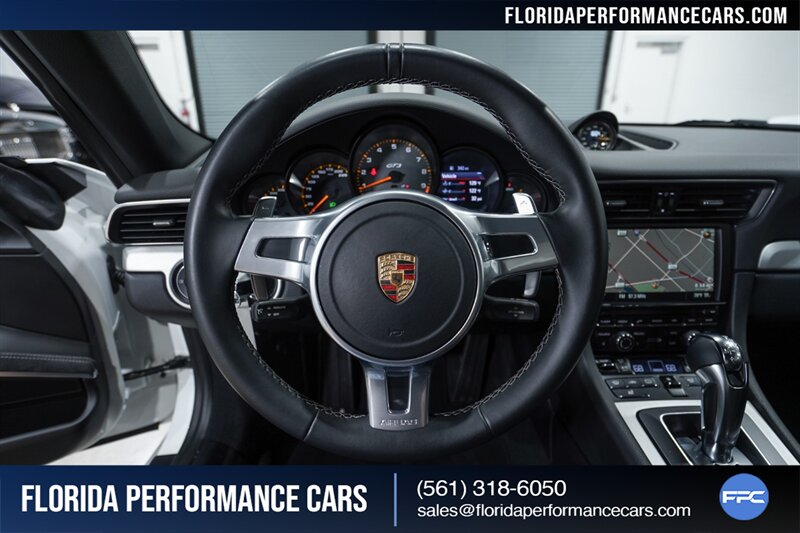 2015 Porsche 911 GT3   - Photo 22 - Riviera Beach, FL 33407