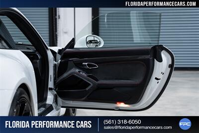2016 Porsche 911 GT3   - Photo 32 - Riviera Beach, FL 33407
