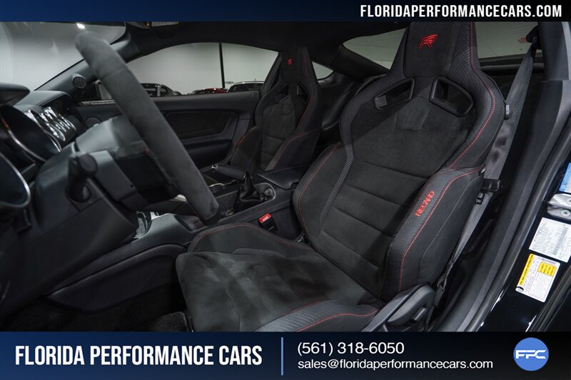 2018 Ford Mustang Shelby GT350R   - Photo 24 - Riviera Beach, FL 33407