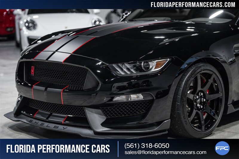 2018 Ford Mustang Shelby GT350R   - Photo 59 - Riviera Beach, FL 33407