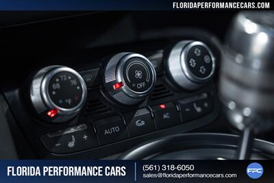 2012 Audi R8 4.2 quattro   - Photo 46 - Riviera Beach, FL 33407