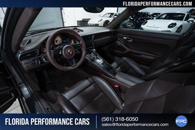 2016 Porsche 911 Turbo S   - Photo 18 - Riviera Beach, FL 33407