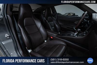 2016 Porsche 911 Turbo S   - Photo 30 - Riviera Beach, FL 33407