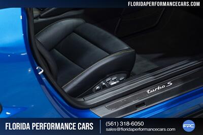 2015 Porsche 911 Turbo S   - Photo 36 - Riviera Beach, FL 33407