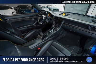 2015 Porsche 911 Turbo S   - Photo 32 - Riviera Beach, FL 33407