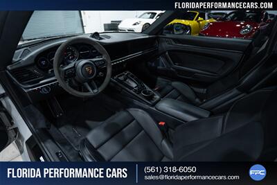 2022 Porsche 911 Carrera 4 GTS - Photo 18 - Riviera Beach, FL 33407