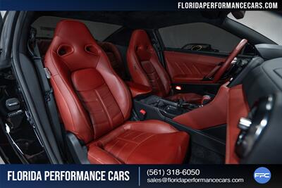 2021 Nissan GT-R Premium   - Photo 29 - Riviera Beach, FL 33407