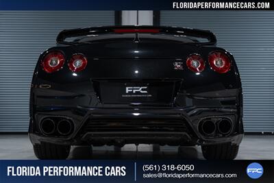 2021 Nissan GT-R Premium   - Photo 64 - Riviera Beach, FL 33407