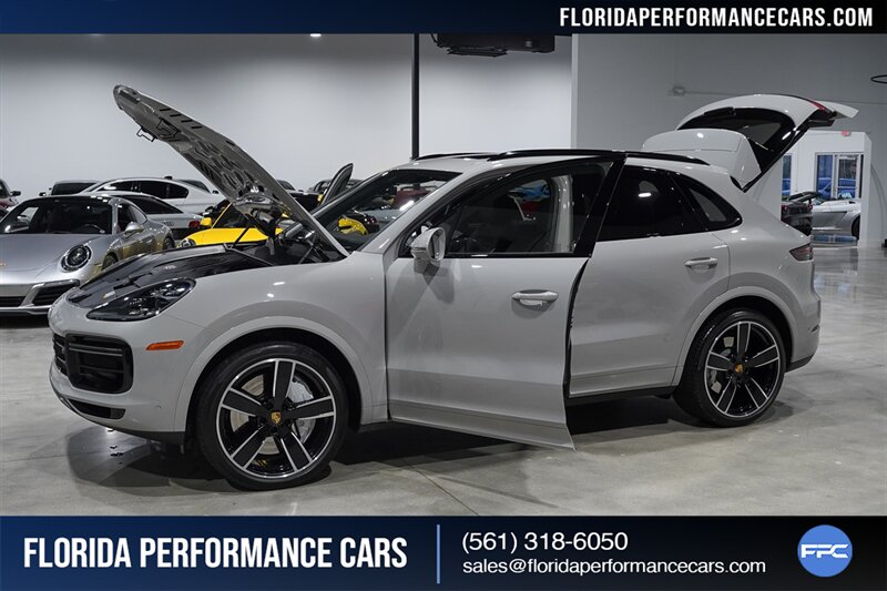 2022 Porsche Cayenne Turbo   - Photo 41 - Riviera Beach, FL 33407