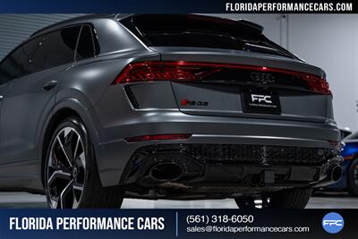 2022 Audi RS Q8 4.0T quattro - Photo 17 - Riviera Beach, FL 33407