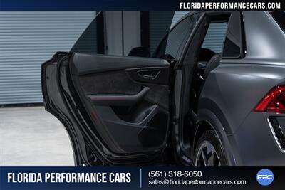 2022 Audi RS Q8 4.0T quattro - Photo 29 - Riviera Beach, FL 33407