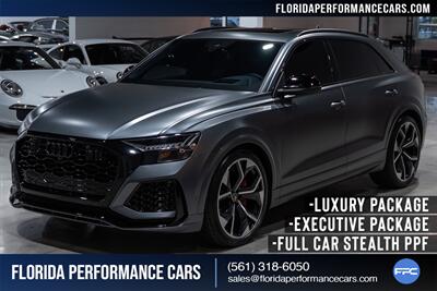 2022 Audi RS Q8 4.0T quattro - Photo 1 - Riviera Beach, FL 33407